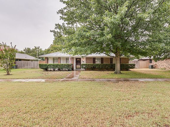 2nd image of 2308 W Arbrook Blvd