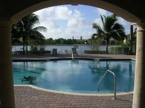 2616 SW 83rd Ter, Miramar, FL 33025