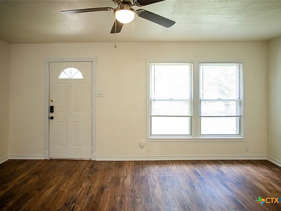 3rd image of 302 Patton Dr