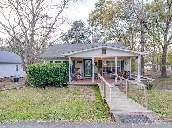 613 N Rhyne St, Gastonia, NC 28054