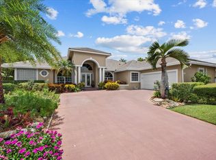 1959 S Club Dr, Wellington, FL 33414