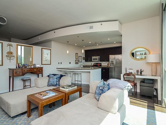 3rd image of 900 20th Ave S APT 904