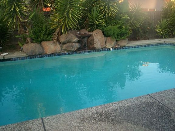 3rd image of 8109 Phinney Dr