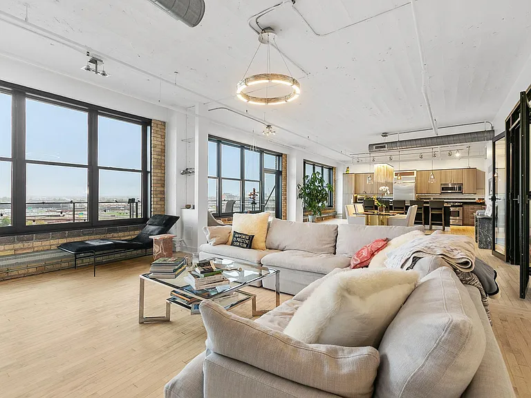 290 Market St #702 — Photo 12