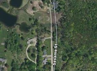 10770 Highland Rd, White Lake, MI 48386