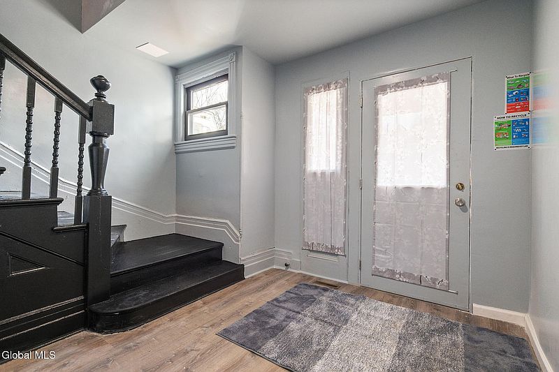 5th image of 84 N Allen Street
