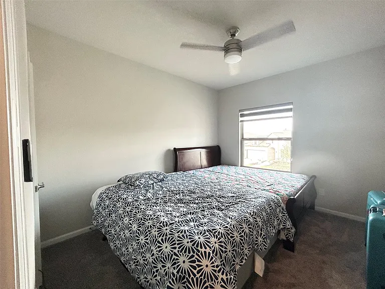 18531 Wolf Mountain Ln — Photo 17
