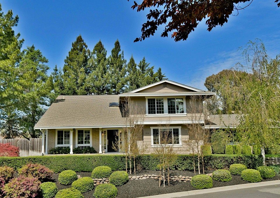 1st image of 1658 Bellflower Ct