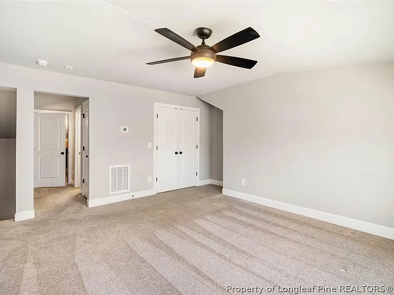 5709 Parker Pines Ct — Photo 27
