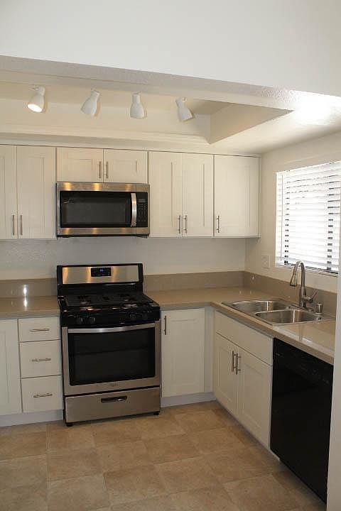 2nd image of 220 Wichita Ave #3