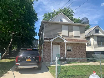 27 Benjamin Place  image 1 of 5