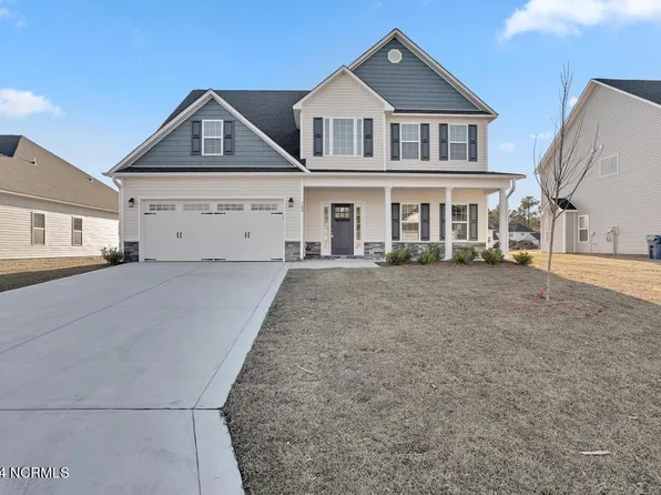 304 Windmill Light Way, Sneads Ferry, NC 28460