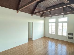 4848 Lexington Ave #100, Los Angeles, CA 90029