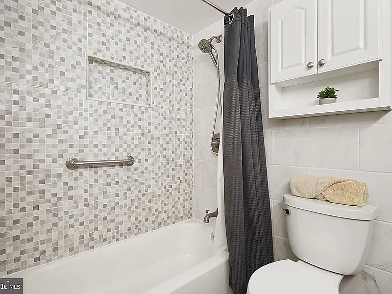 8282 Morning Dew Ct — Photo 29