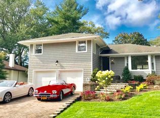 115 Maytime Dr, Jericho, NY 11753