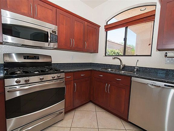 5th image of 5566 N Largo Papavero