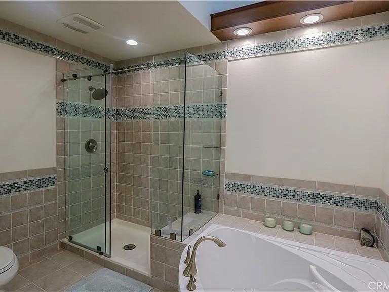 431 Cranston Ct #101 — Photo 16