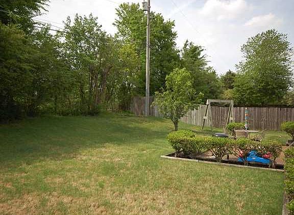 3rd image of 5555 April Forest Dr