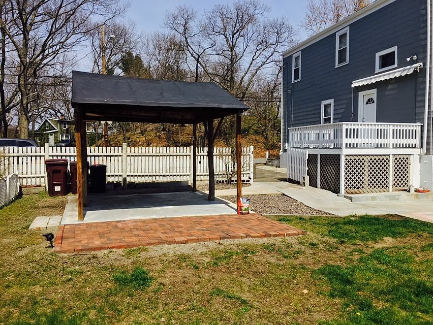 2nd image of 114 Grand View Ave