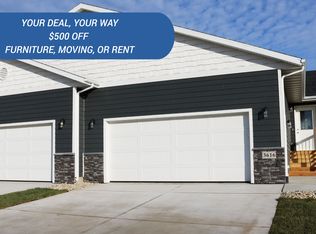 3616 S Outfield Cir, Sioux Falls, SD 57110