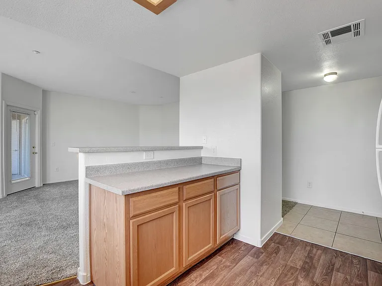 Aspen Peak Condominiums — Photo 78