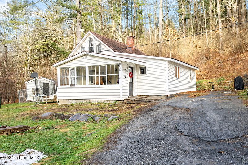 2nd image of 430 Antlers Road