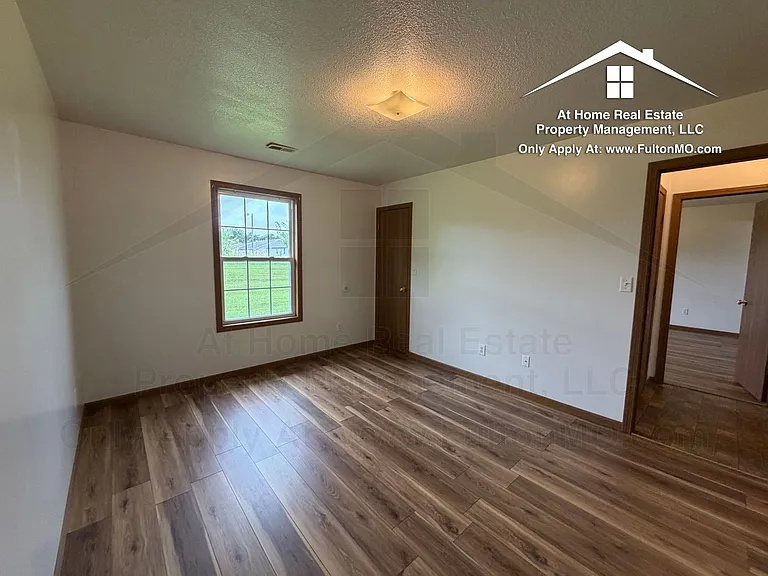 26332635 Gates Blvd — Photo 10