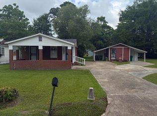 5137 Community Ave, Moss Point, MS 39563