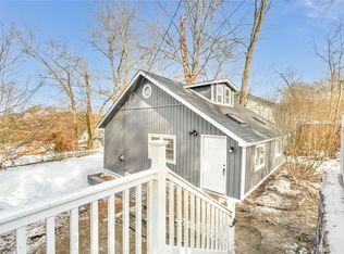 30 Shawnee Rd, Putnam Valley, NY 10579