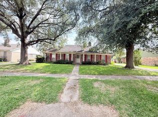 9231 Stroud Dr, Houston, TX 77036