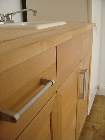 Contemporary Kitchenette