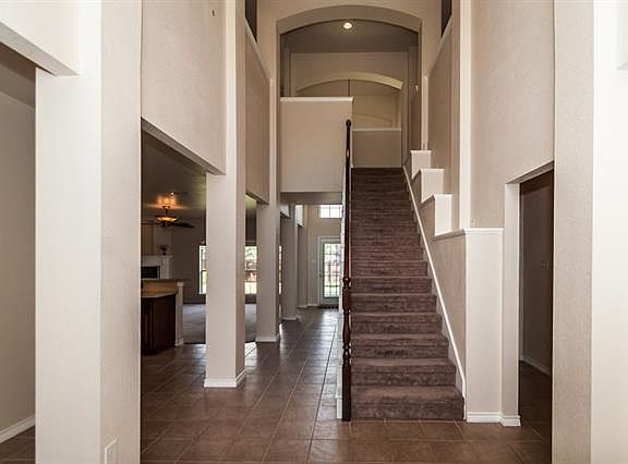 2nd image of 10206 Morning Glory Ln