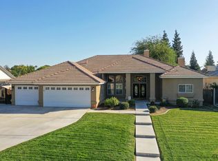 10907 Cilantro Ave, Bakersfield, CA 93312