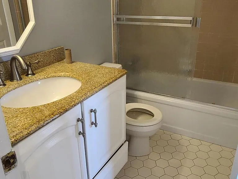301 Ridge Blvd #1020 — Photo 9