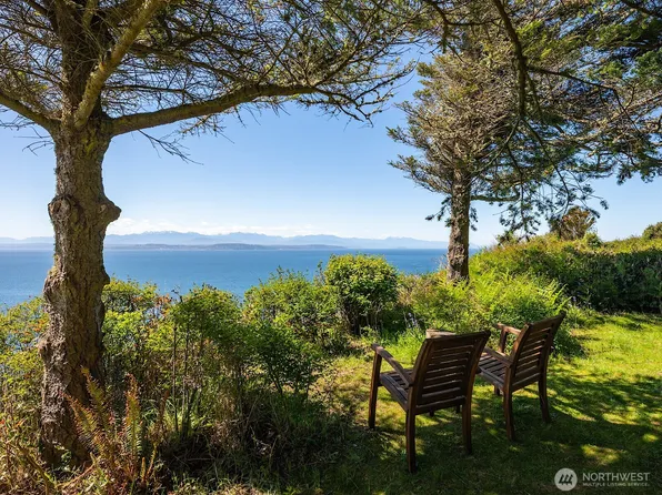 702 Cathedral Drive, Coupeville, WA 98239