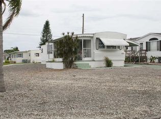 8257 SE Swan Ave, Hobe Sound, FL 33455