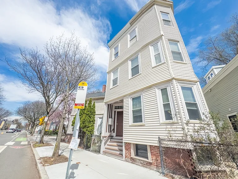 101 Hampshire St — Photo 16