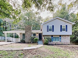 322 Hardwood Ln, Lawrenceville, GA