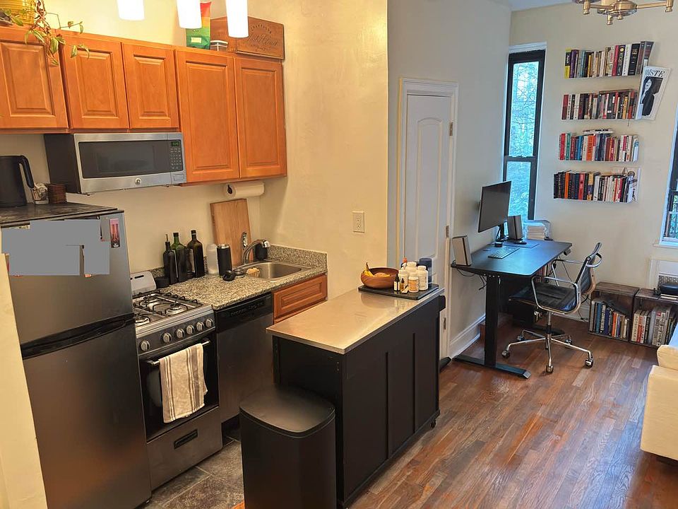 1st image of 414 E 78th St APT 2D