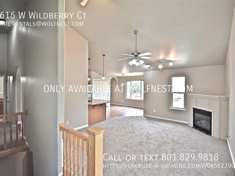 2616 W Wildberry Ct — Photo 2