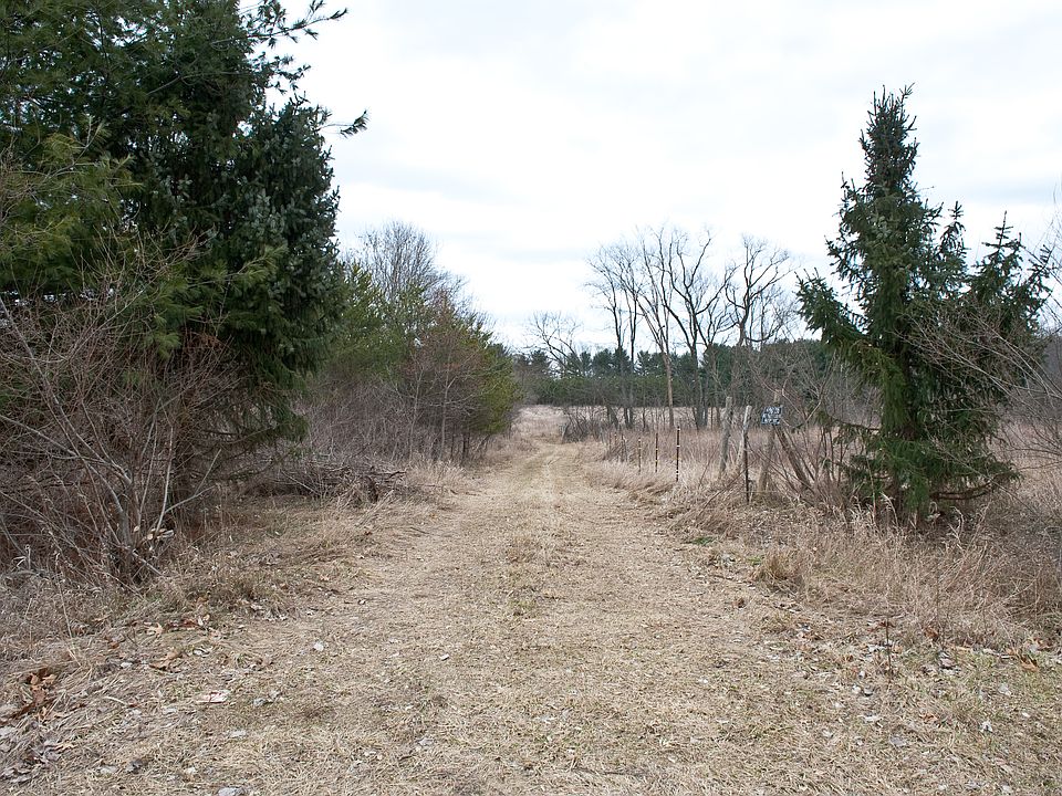 Entrance to property