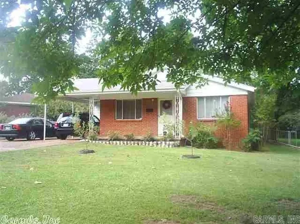 19 Fairmont Dr, Little Rock, AR 72204