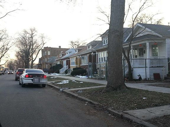 5th image of 7008 S Claremont Ave