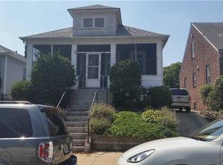 13634 58th Rd, Flushing, NY 11355