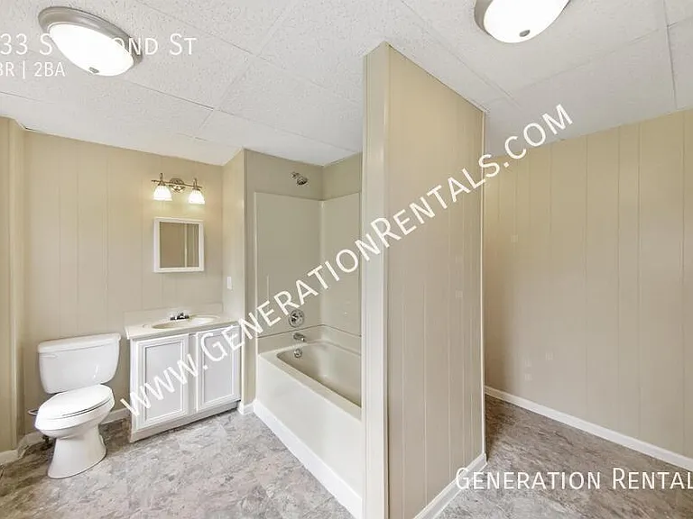 133 S 2nd St — Photo 8