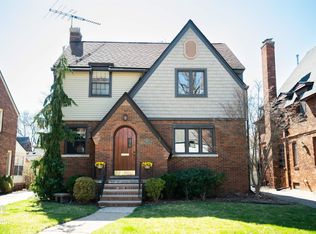 259 McMillan Rd, Grosse Pointe Farms, MI 48236