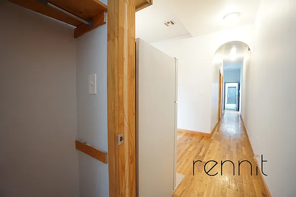 Rented by Rennit Inc. | media 9