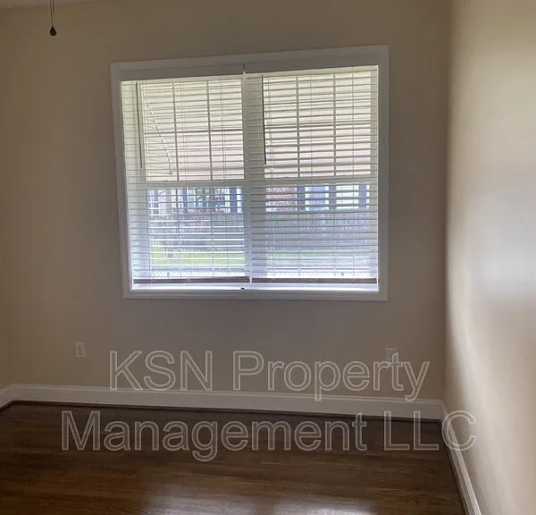 1509 Ott St — Photo 16