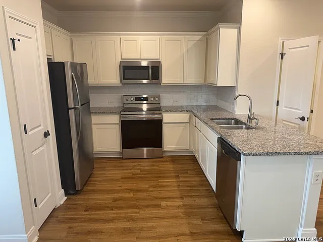 10318 Lynwood Br — Photo 4