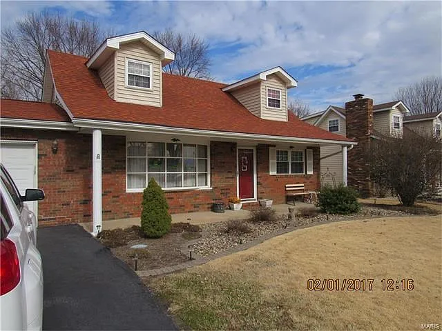 49 Lockhaven Dr photo 1